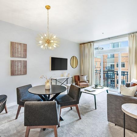 Апартаменты Belltown Court III Сиэтл Номер фото