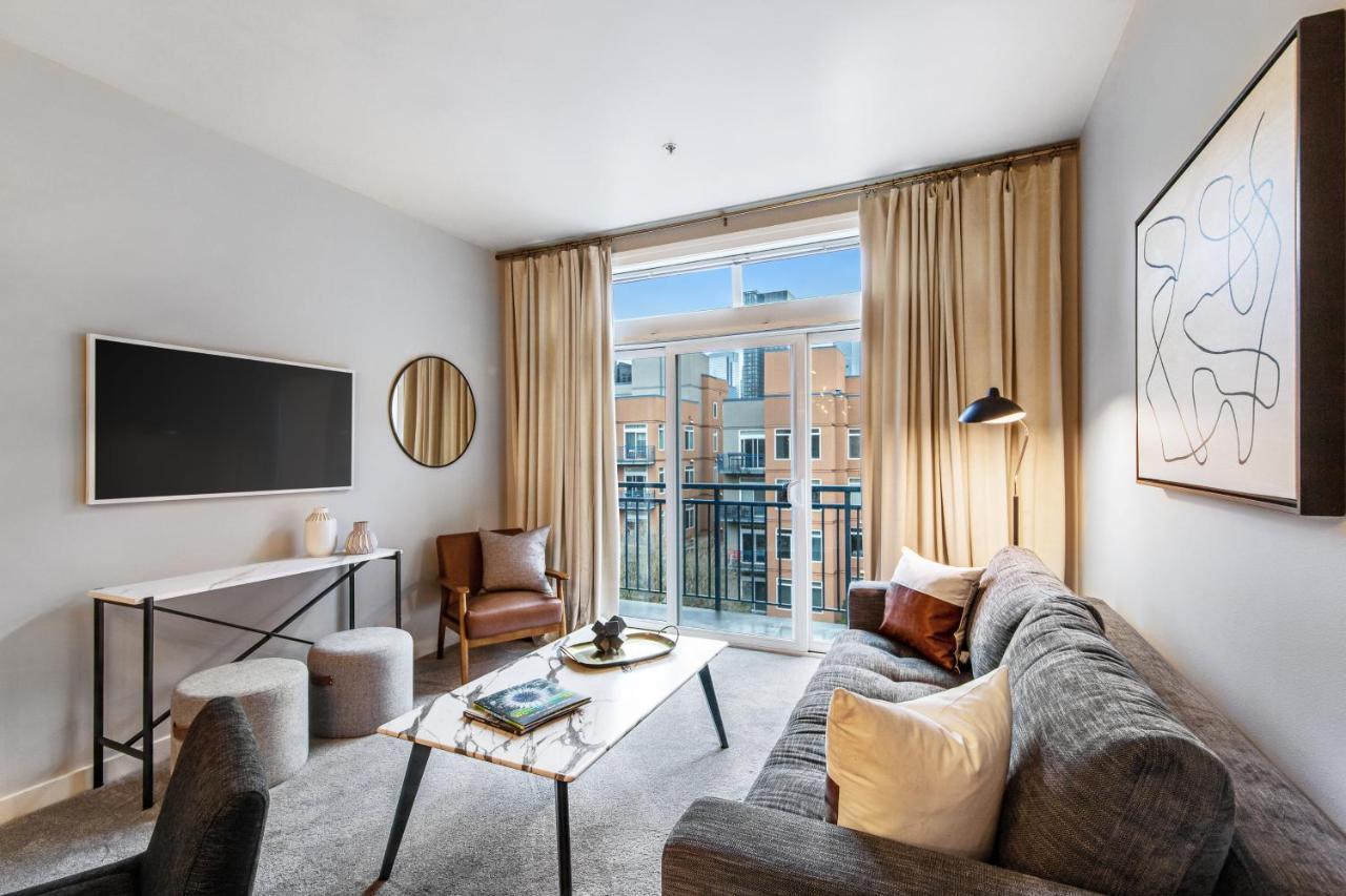 Апартаменты Belltown Court III Сиэтл Номер фото