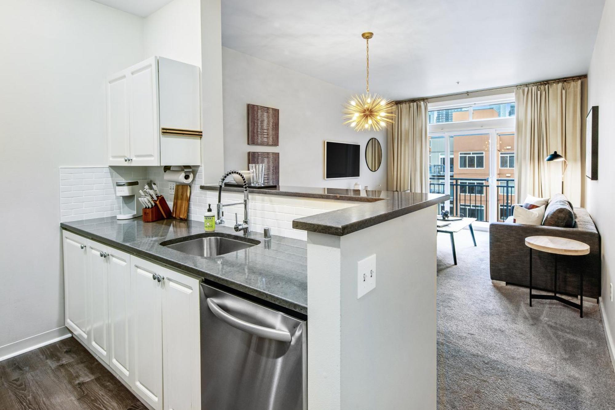 Апартаменты Belltown Court III Сиэтл Номер фото